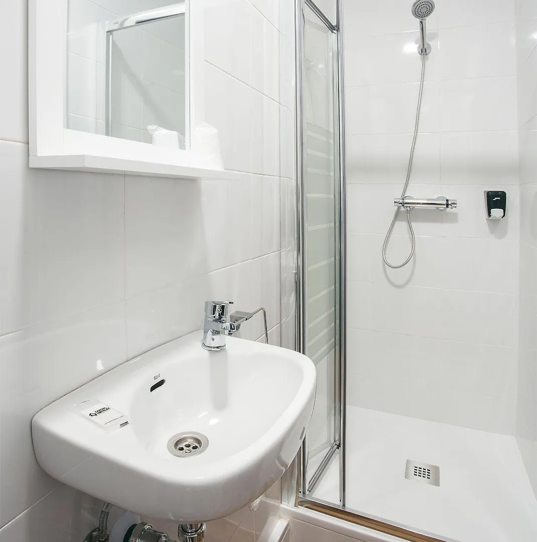 Casual Serantes Bilbao İspanya